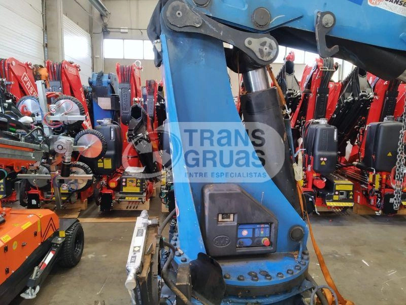 Grúa HMF ODIN solo para recambios - Loader crane: picture 4 Grúa HMF ODIN solo para recambios - Loader crane: picture 4