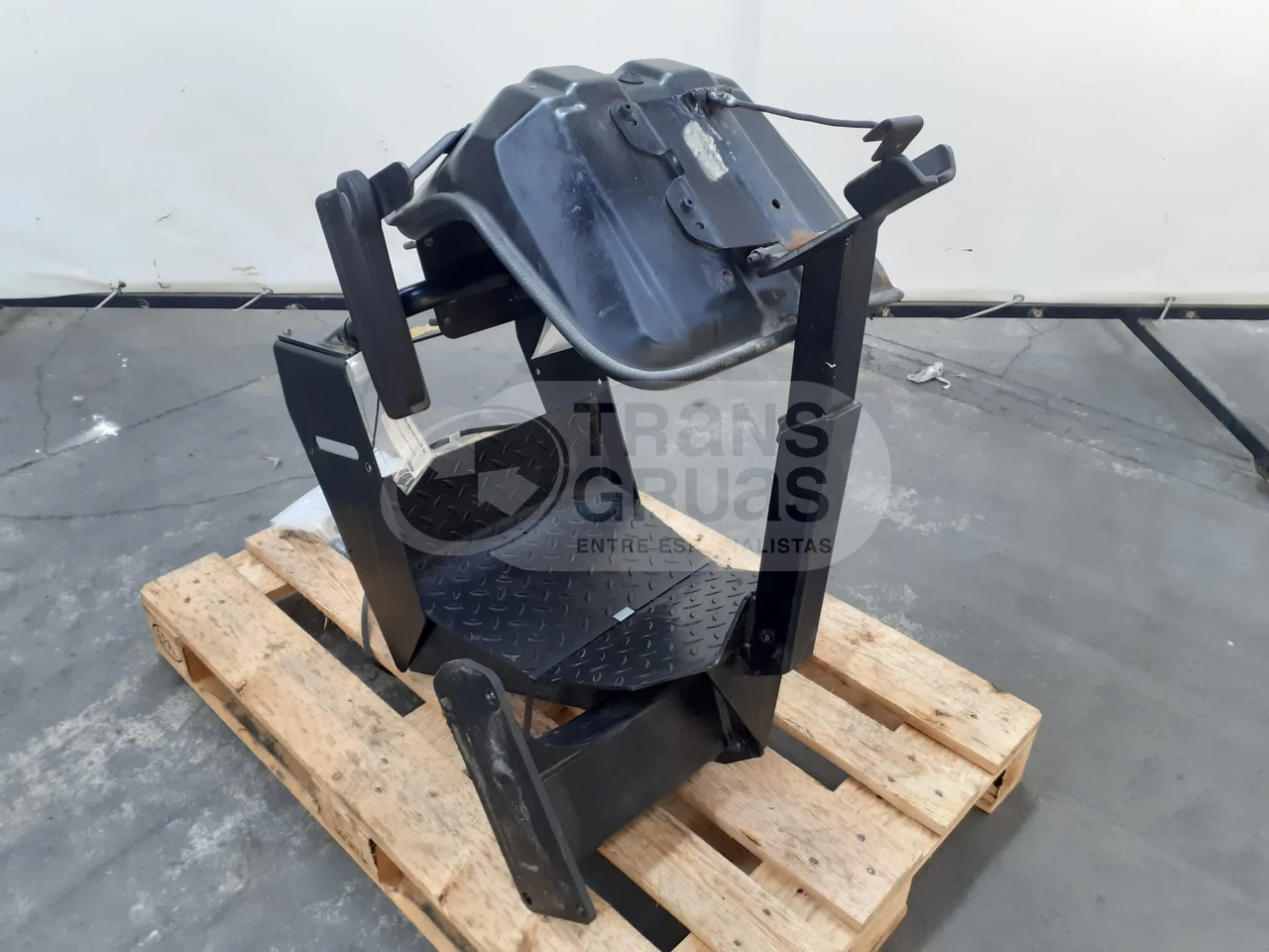 ASIENTO EN COLUMNA PALFINGER - Spare parts for Loader crane: picture 1 ASIENTO EN COLUMNA PALFINGER - Spare parts for Loader crane: picture 1