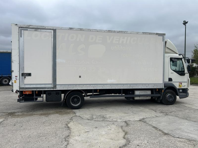 Box truck DAF LF 210: picture 12