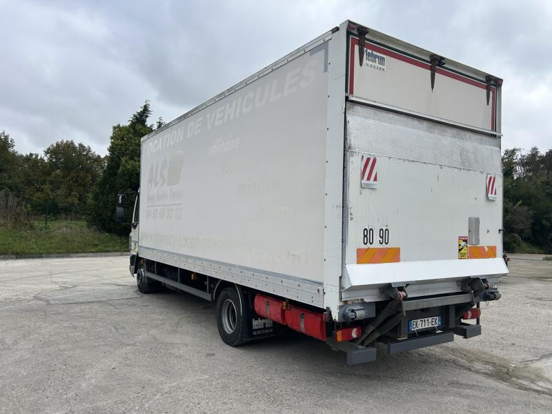 Box truck DAF LF 210: picture 10