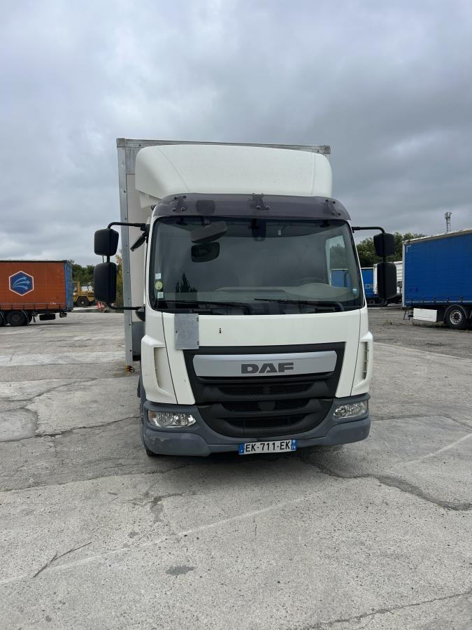 DAF LF 210 - Box truck: picture 2 DAF LF 210 - Box truck: picture 2