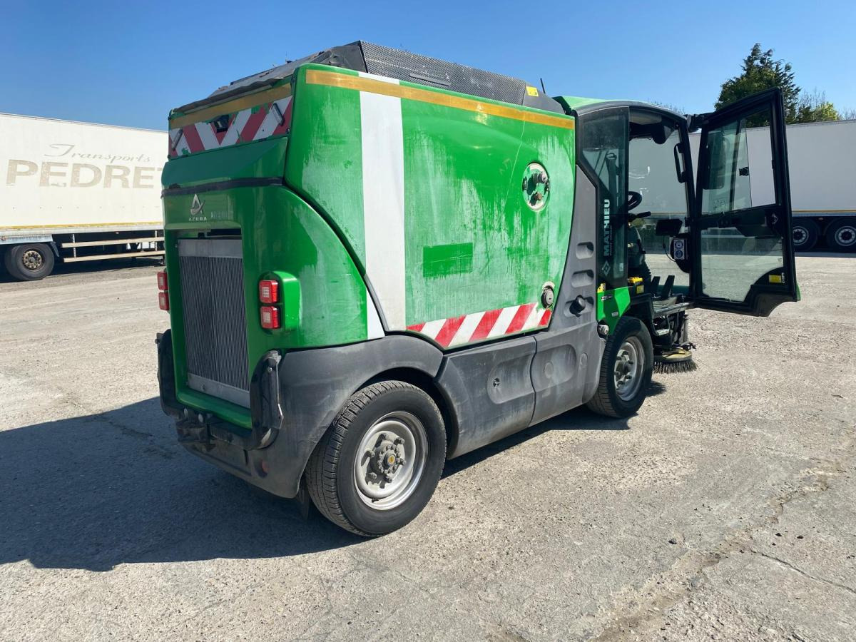 Mathieu Azura MC210 - Road sweeper: picture 2 Mathieu Azura MC210 - Road sweeper: picture 2