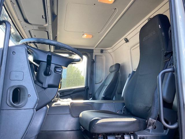 Scania 320 - Refrigerator truck: picture 3 Scania 320 - Refrigerator truck: picture 3