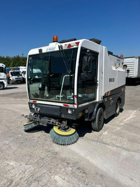 Schmidt - Road sweeper: picture 1 Schmidt - Road sweeper: picture 1