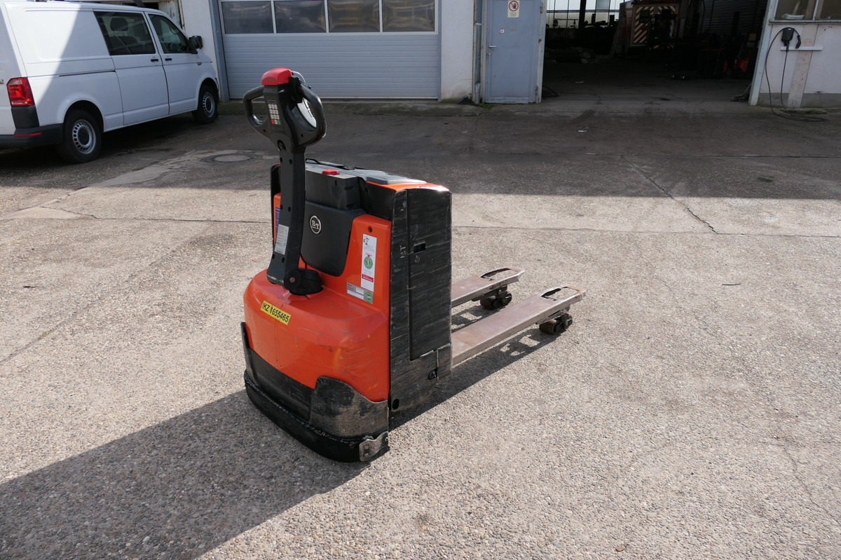 BT LWE 160 Batterie 26/2024 - Pallet truck: picture 3 BT LWE 160 Batterie 26/2024 - Pallet truck: picture 3