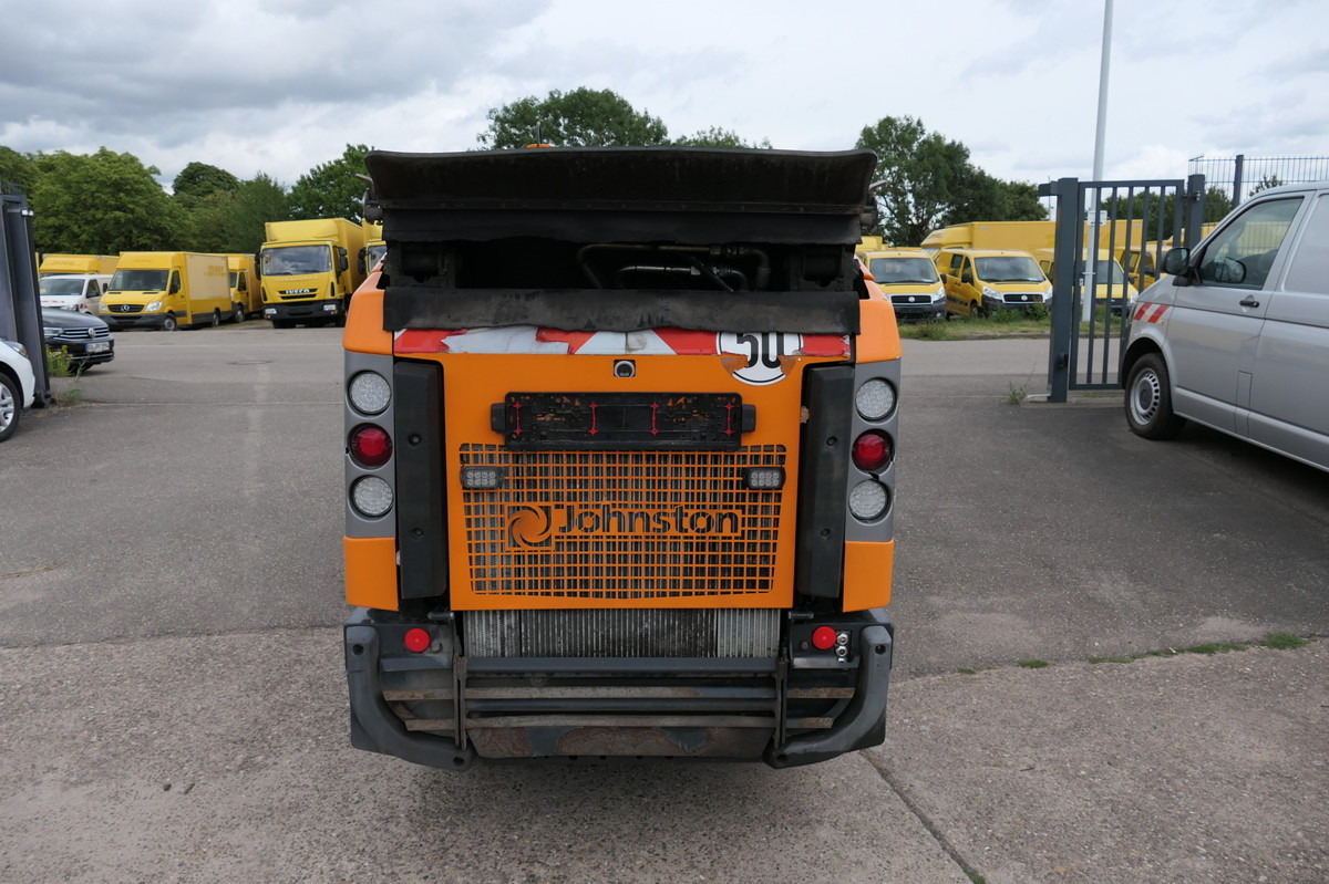 CN200 Sweeper - Road sweeper: picture 5 CN200 Sweeper - Road sweeper: picture 5