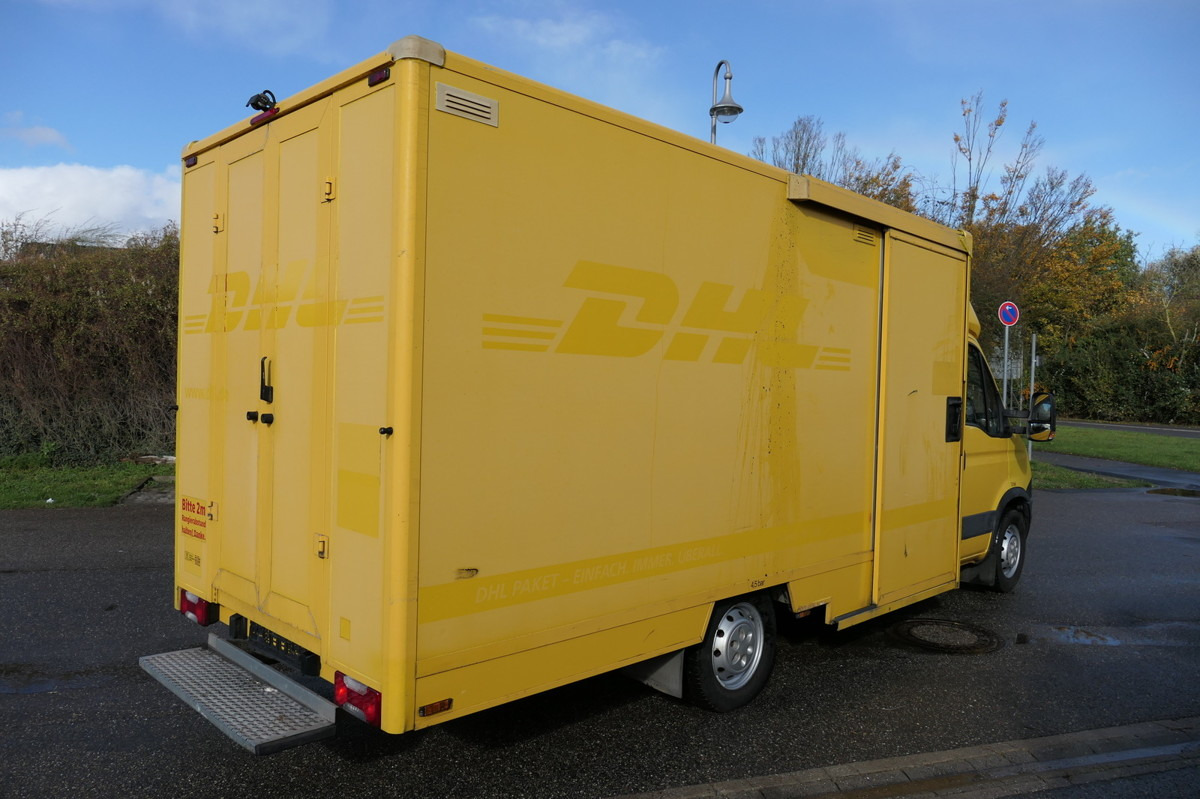 IVECO Daily 35 S11 C30C AUTOMATIK KAMERA Regale LUFT D - Box van: picture 3 IVECO Daily 35 S11 C30C AUTOMATIK KAMERA Regale LUFT D - Box van: picture 3