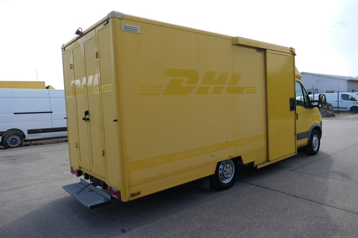 IVECO Daily 35 S11 C30C AUTOMATIK KAMERA Regale LUFT D - Box van: picture 3 IVECO Daily 35 S11 C30C AUTOMATIK KAMERA Regale LUFT D - Box van: picture 3