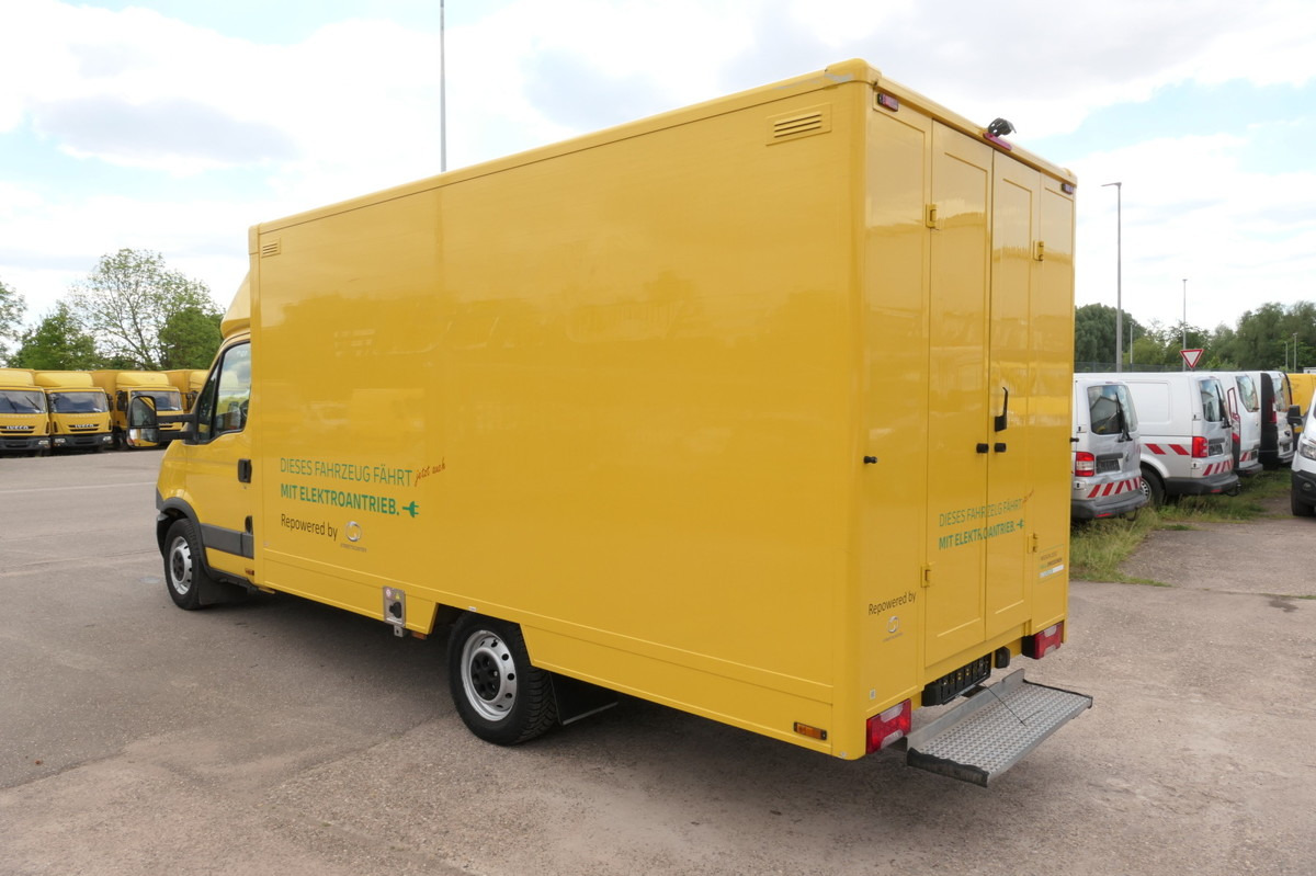 IVECO Daily 35 S11 C30C ELEKTRO COC Umbau Firma Orten - Box van, Electric van: picture 4 IVECO Daily 35 S11 C30C ELEKTRO COC Umbau Firma Orten - Box van, Electric van: picture 4