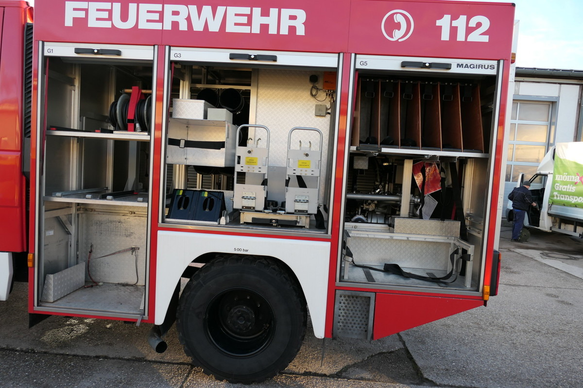 IVECO FF 95 E LF 8 DoKa AHK 4X4 SFZ FEUERWEHR Einzelbe - Fire truck: picture 5 IVECO FF 95 E LF 8 DoKa AHK 4X4 SFZ FEUERWEHR Einzelbe - Fire truck: picture 5
