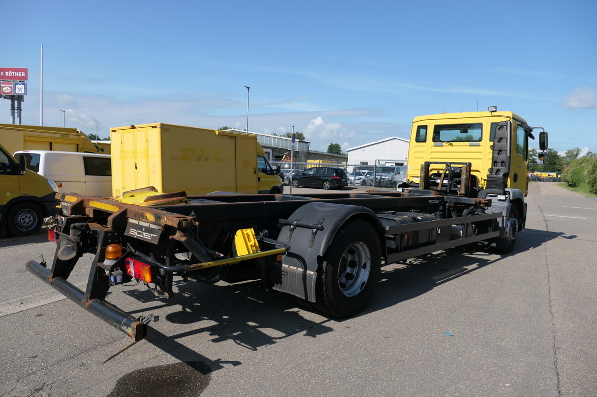 MAN TGM 18.290 Wiesel Umsetzfahrzeug wbh 25 BC 182 - Container transporter/ Swap body truck: picture 3 MAN TGM 18.290 Wiesel Umsetzfahrzeug wbh 25 BC 182 - Container transporter/ Swap body truck: picture 3