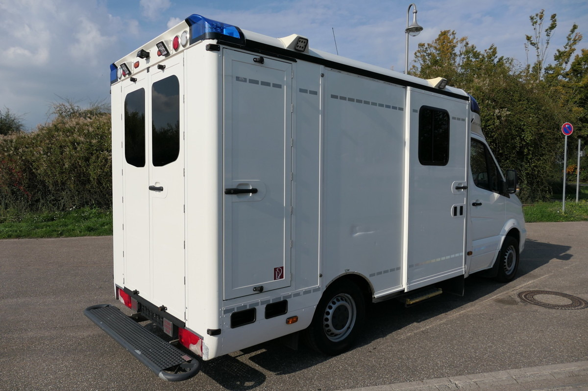 MERCEDES-BENZ 319 Sprinter 6-Zylinder Rettungswagen  Strobel - Ambulance: picture 4 MERCEDES-BENZ 319 Sprinter 6-Zylinder Rettungswagen  Strobel - Ambulance: picture 4