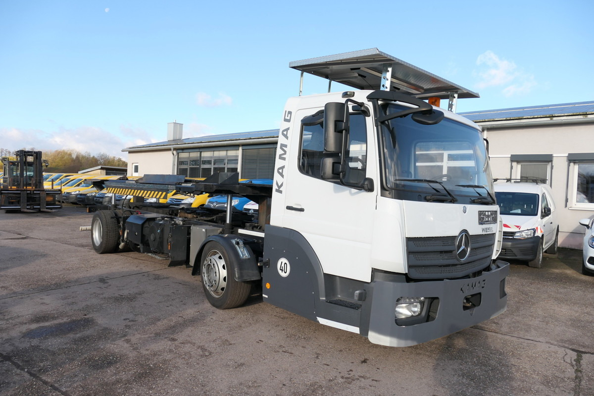 MERCEDES-BENZ Kamag Wiesel WBH 25 E4-D - Container transporter/ Swap body truck: picture 1 MERCEDES-BENZ Kamag Wiesel WBH 25 E4-D - Container transporter/ Swap body truck: picture 1