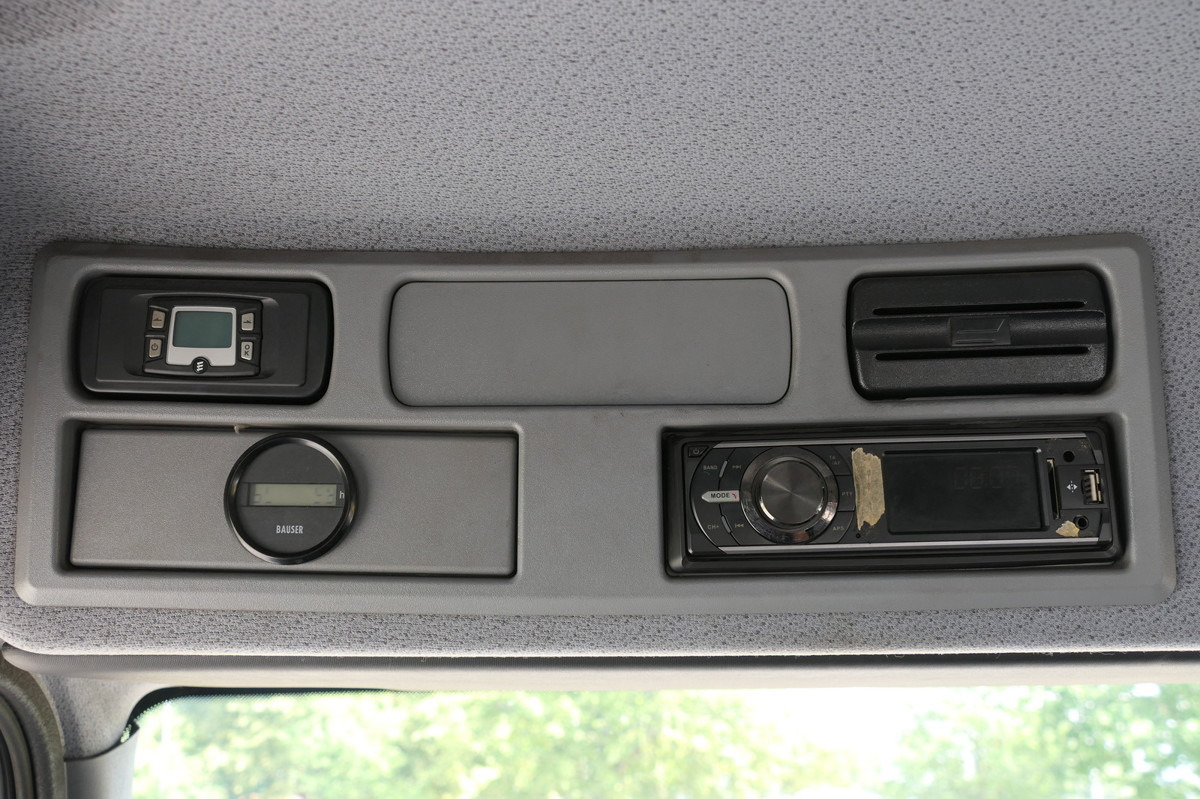 Container transporter/ Swap body truck MERCEDES-BENZ Kamag Wiesel WBH 25 Wiesel Umsetzfahrzeug: picture 12