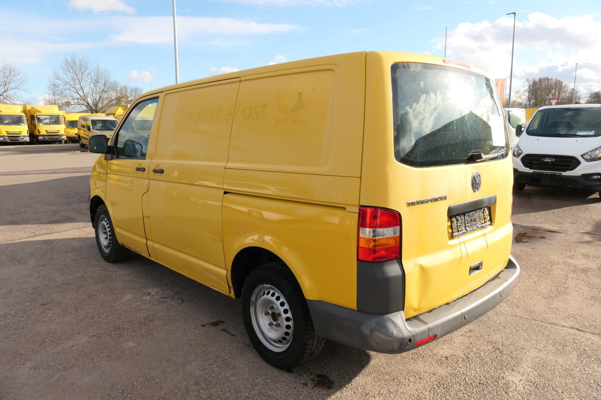 VW T5 Transporter 1.9 TDI 2-Sitzer PARKTRONIK 2xSCH - Small van: picture 4 VW T5 Transporter 1.9 TDI 2-Sitzer PARKTRONIK 2xSCH - Small van: picture 4