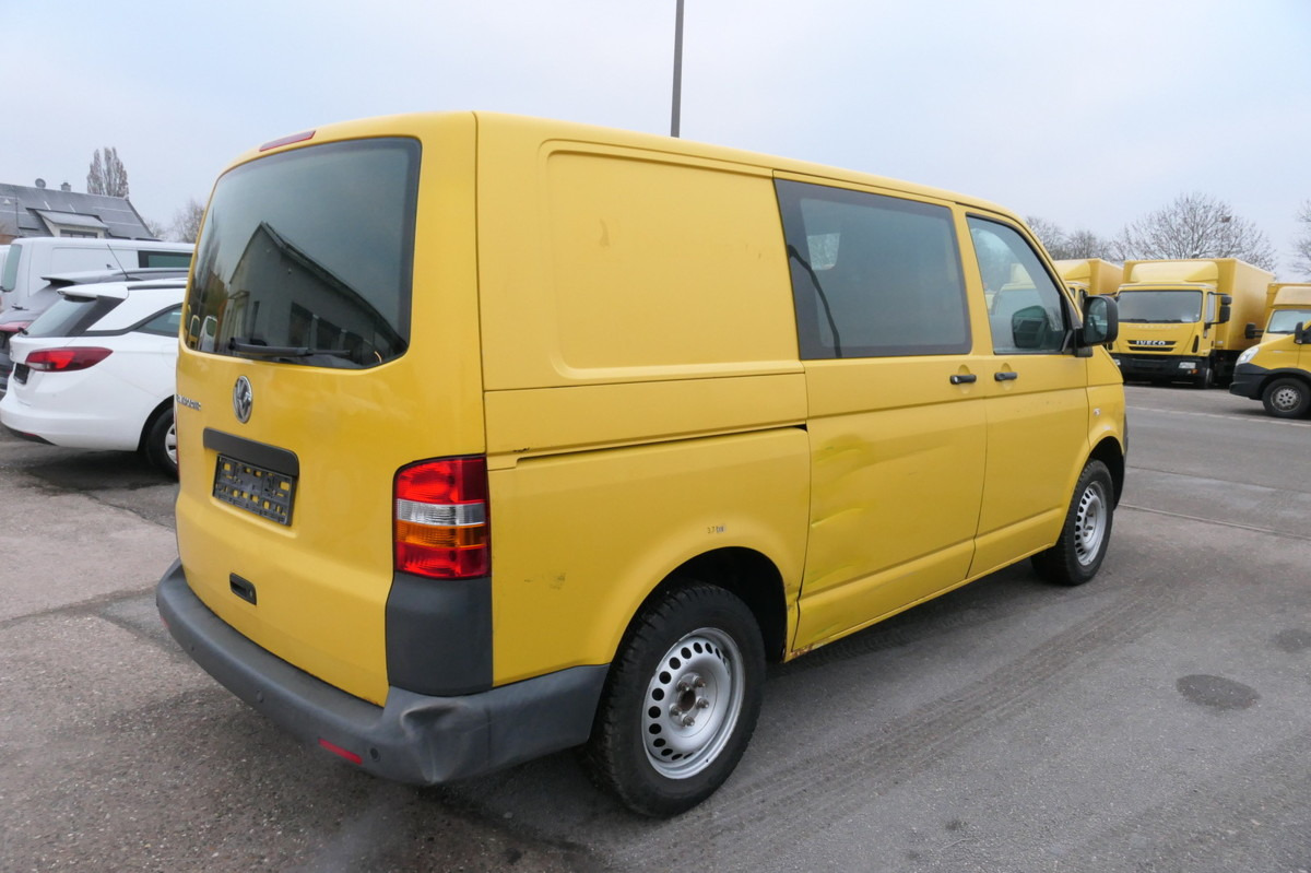 VW T5 Transporter 1.9 TDI PARKTRONIK 2xSCHIEBETÜR - Small van: picture 4 VW T5 Transporter 1.9 TDI PARKTRONIK 2xSCHIEBETÜR - Small van: picture 4