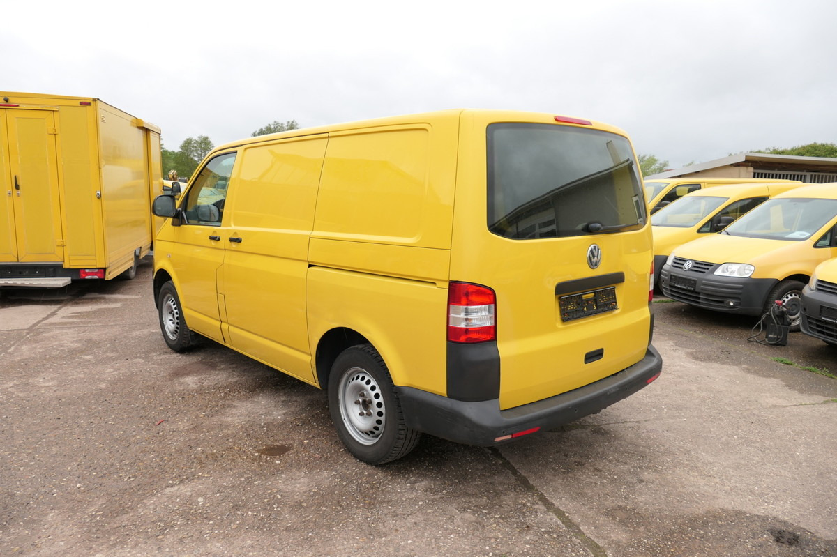 VW T5 Transporter 2.0 TDI MOTORSCHADEN PARKTRONIK - Small van: picture 5 VW T5 Transporter 2.0 TDI MOTORSCHADEN PARKTRONIK - Small van: picture 5