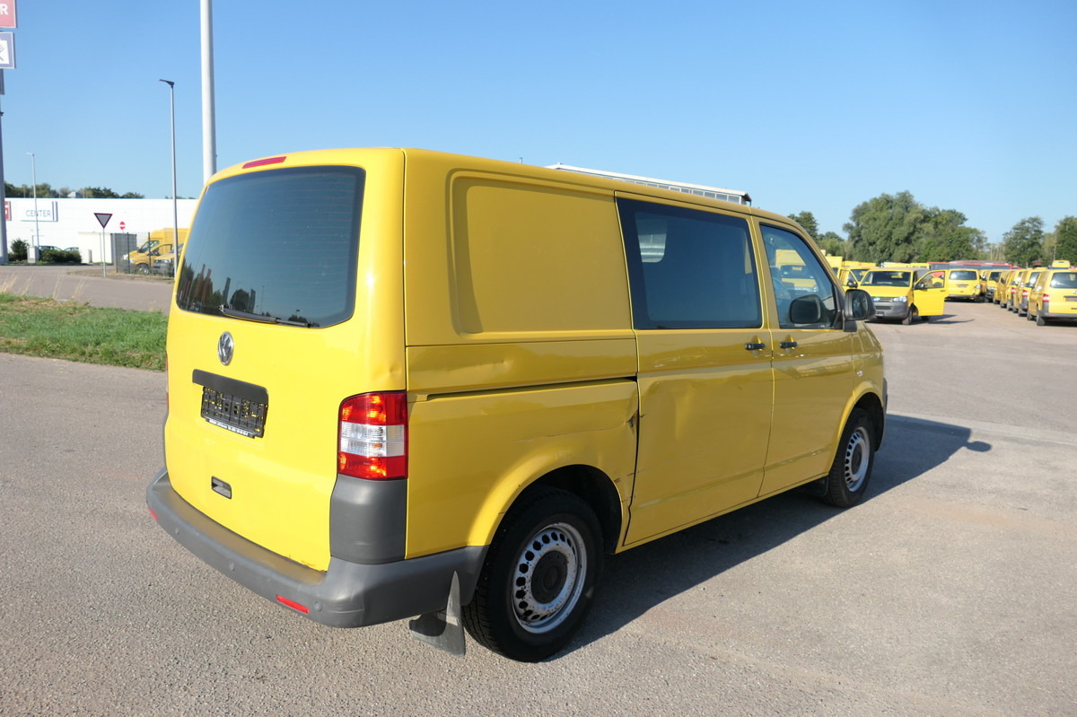 VW T5 Transporter 2.0 TDI PARKTRONIK 2xSCHIEBETÜR C - Small van: picture 4 VW T5 Transporter 2.0 TDI PARKTRONIK 2xSCHIEBETÜR C - Small van: picture 4