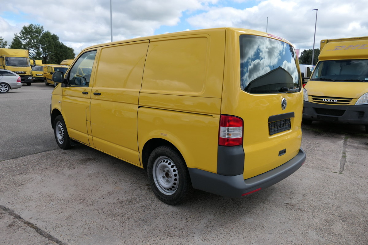 VW T5 Transporter 2.0 TDI PARKTRONIK EURO-5 2xSCHIE - Small van: picture 4 VW T5 Transporter 2.0 TDI PARKTRONIK EURO-5 2xSCHIE - Small van: picture 4
