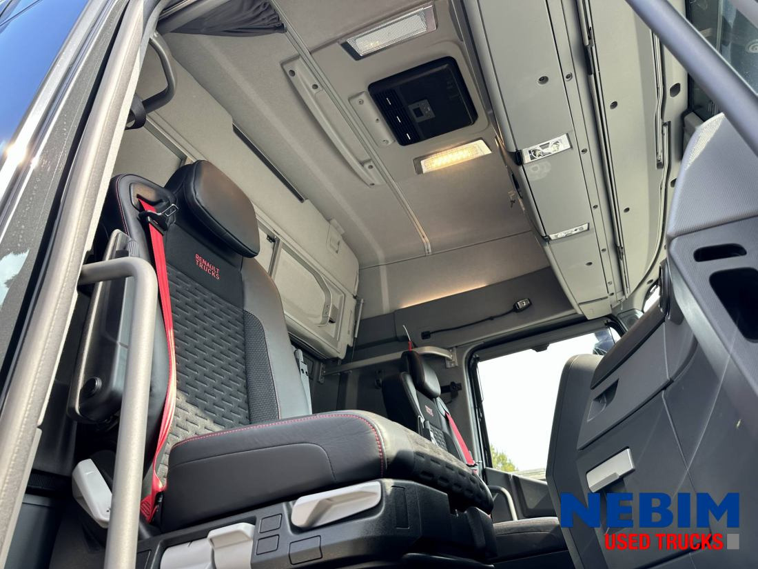 Tractor unit Renault T HIGH 520 4x2 - NEW Tacho - TOP Condition: picture 8 Tractor unit Renault T HIGH 520 4x2 - NEW Tacho - TOP Condition: picture 8