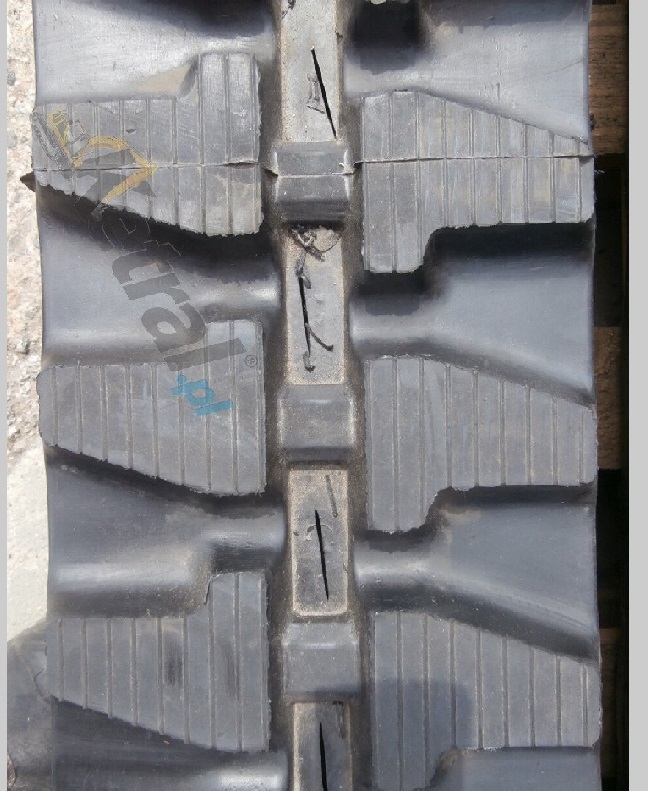 Bobcat E16 - Track for Mini excavator: picture 1 Bobcat E16 - Track for Mini excavator: picture 1