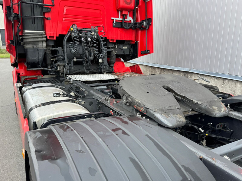 Tractor unit Renault T520: picture 19