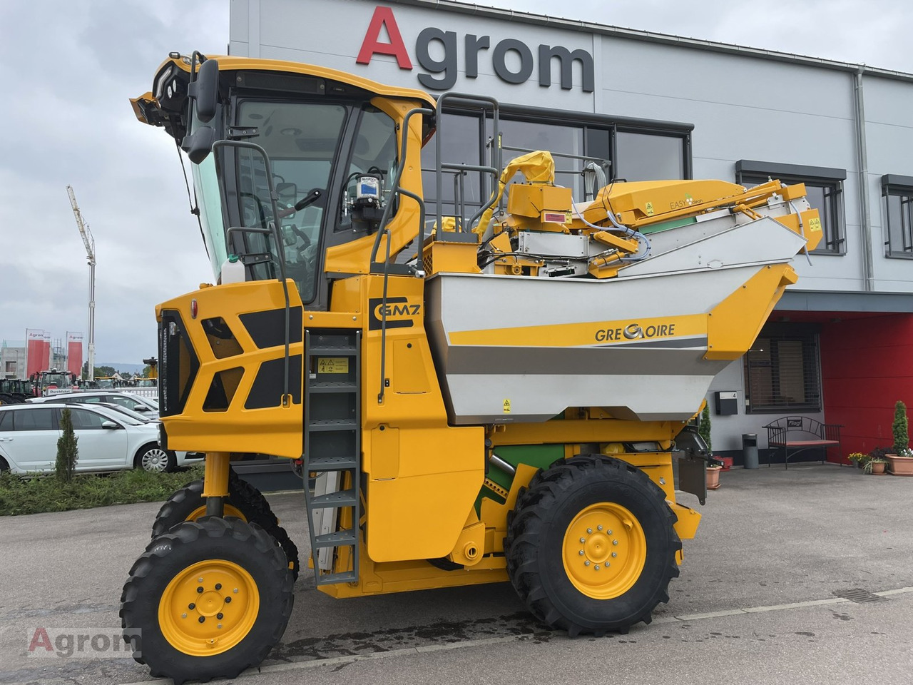 Gregoire GM 7.4 - Grape harvesting machine: picture 2 Gregoire GM 7.4 - Grape harvesting machine: picture 2