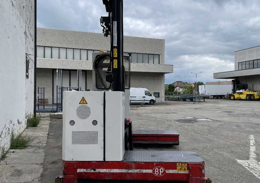 B-P Battioni e Pagani ML T4-1200 (batt. 2019) - 4-way reach truck: picture 2 B-P Battioni e Pagani ML T4-1200 (batt. 2019) - 4-way reach truck: picture 2