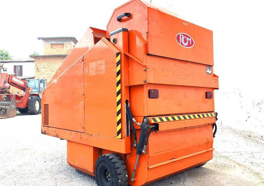 RCM T 9000 TD/1 - Industrial sweeper: picture 3 RCM T 9000 TD/1 - Industrial sweeper: picture 3