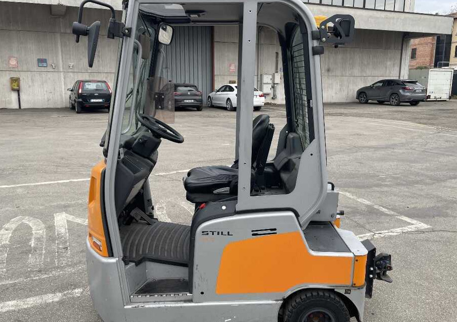 Still LTX 70 (700 ore di lavoro) - Tow tractor: picture 4 Still LTX 70 (700 ore di lavoro) - Tow tractor: picture 4