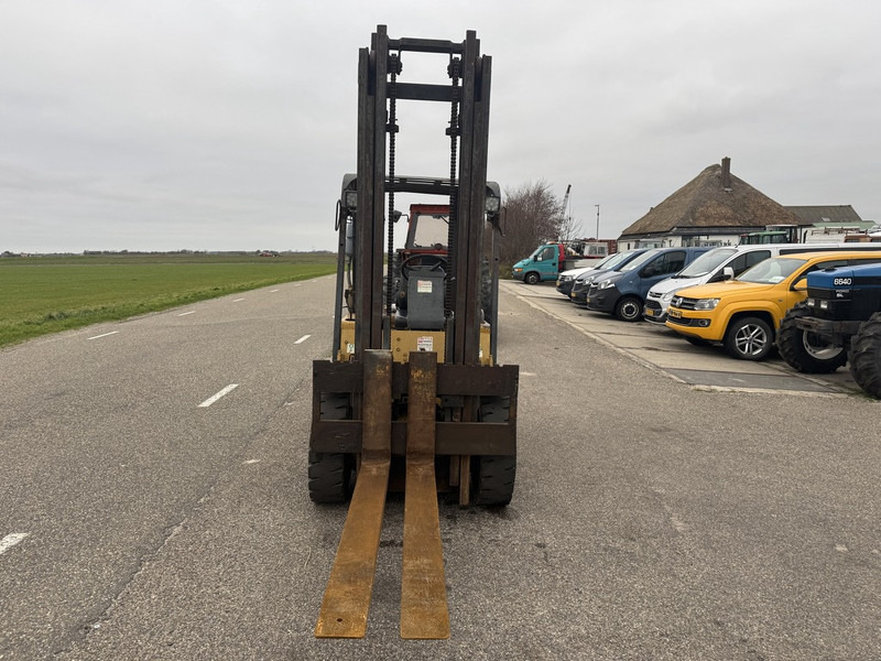 Caterpillar VC60D - Diesel forklift: picture 2 Caterpillar VC60D - Diesel forklift: picture 2