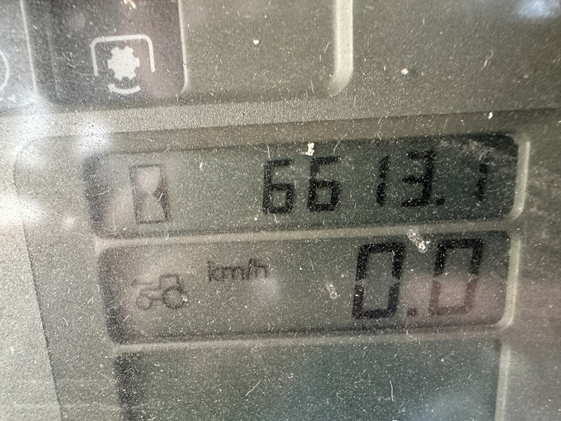 Deutz Agrotron 4.85 - Farm tractor: picture 5 Deutz Agrotron 4.85 - Farm tractor: picture 5