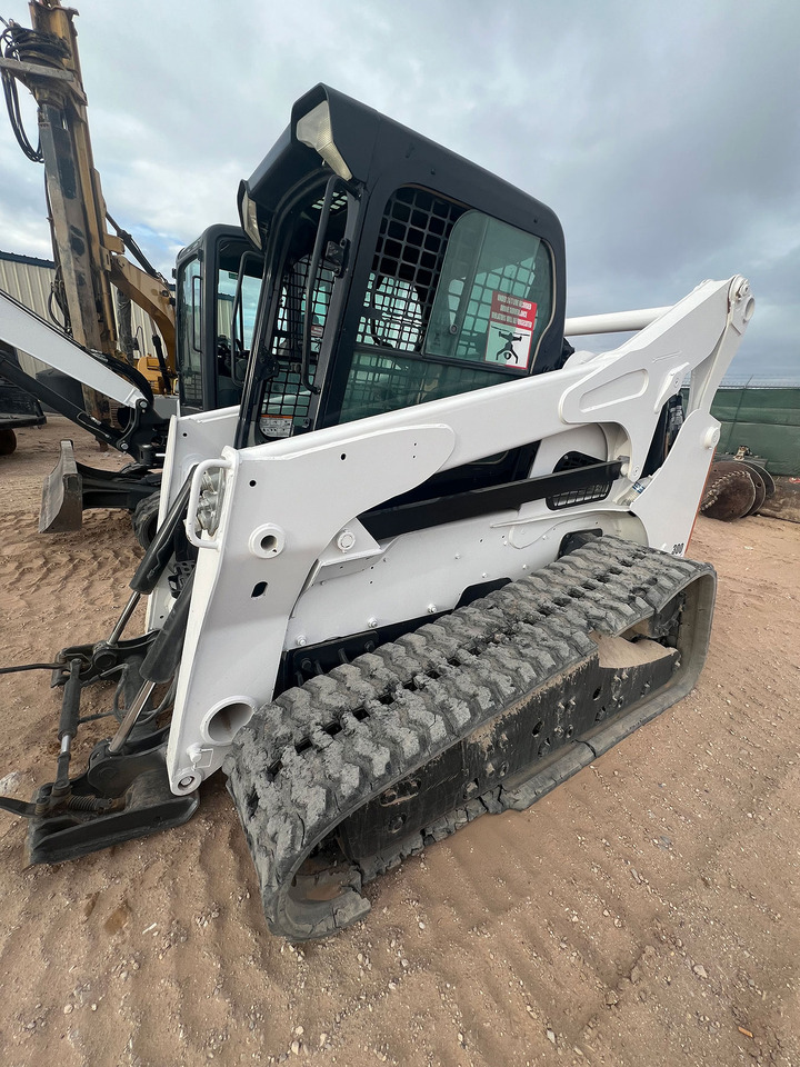 Bobcat T870 - Skid steer loader: picture 3 Bobcat T870 - Skid steer loader: picture 3