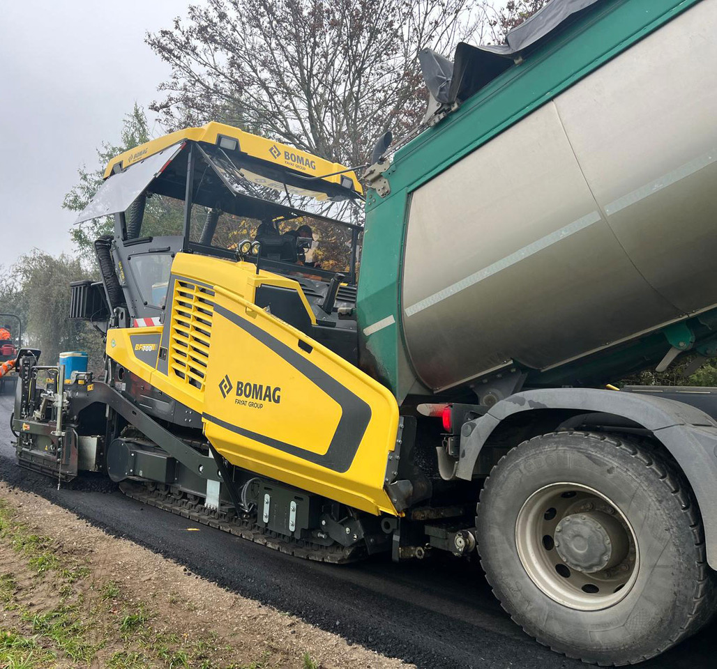 Bomag BF 700 C-3 - Asphalt paver: picture 4 Bomag BF 700 C-3 - Asphalt paver: picture 4