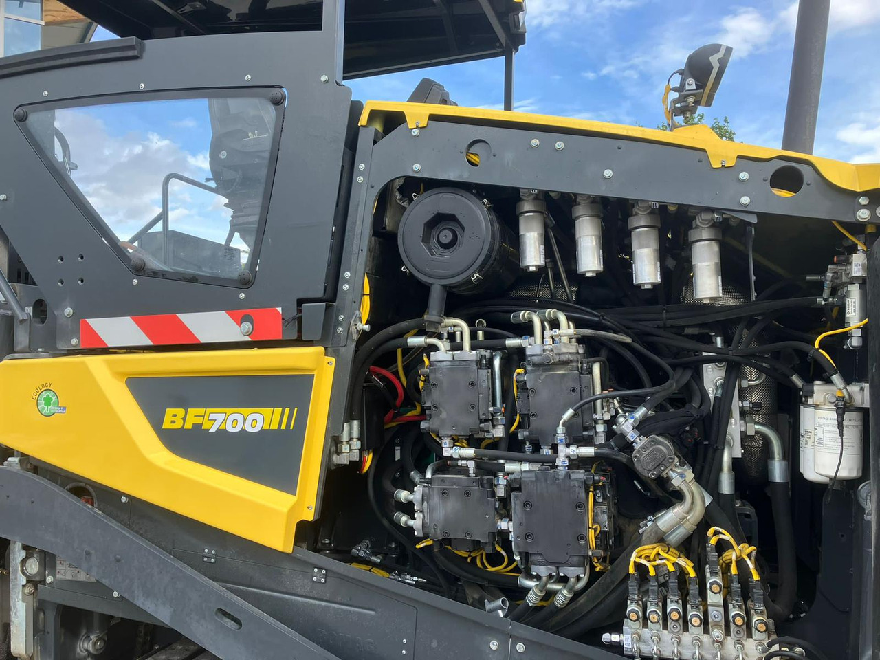 Bomag BF700 C-3 - Asphalt paver: picture 5 Bomag BF700 C-3 - Asphalt paver: picture 5