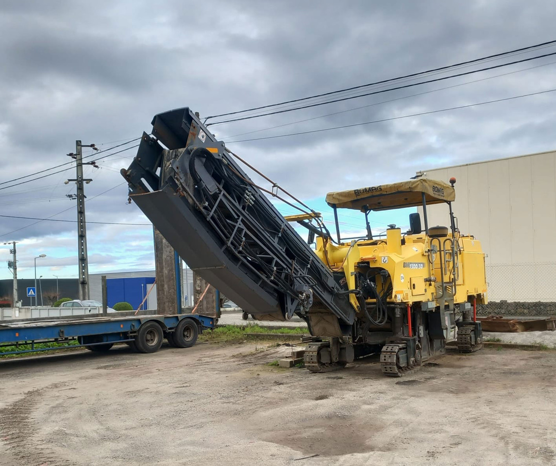 Bomag BM 1300/30 - Cold planer: picture 1 Bomag BM 1300/30 - Cold planer: picture 1