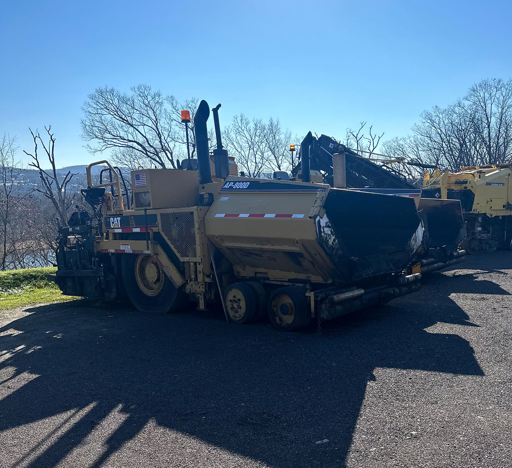 Caterpillar AP-800D - Asphalt paver: picture 2 Caterpillar AP-800D - Asphalt paver: picture 2