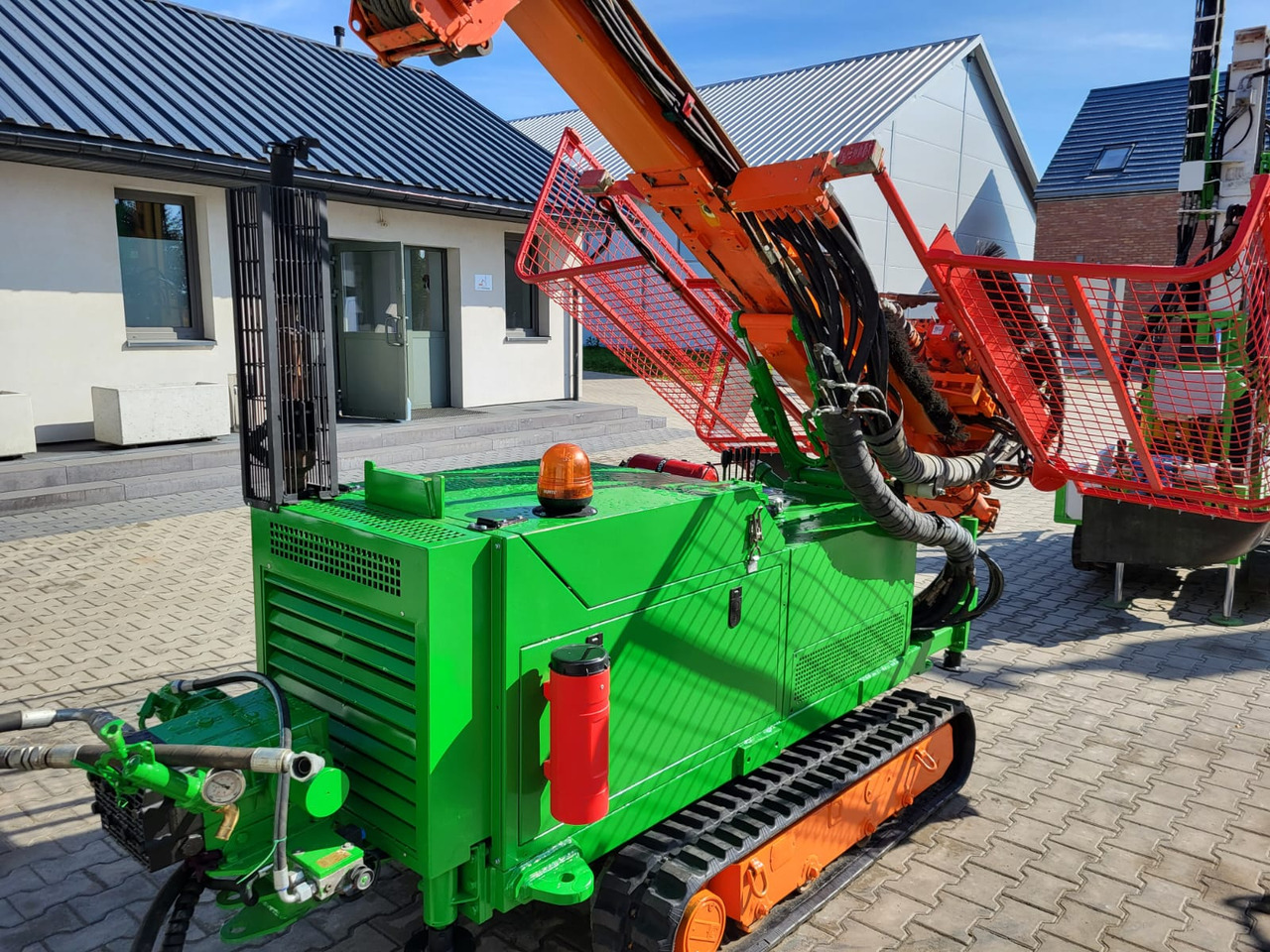 Comacchio GEO 205 - Drilling rig: picture 4 Comacchio GEO 205 - Drilling rig: picture 4