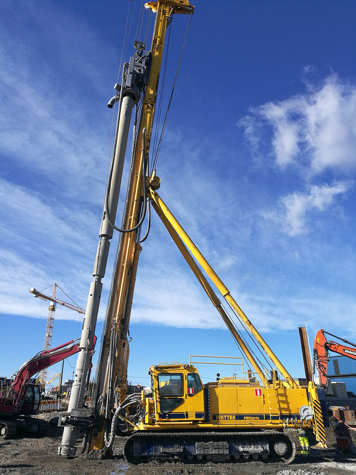 Junttan PM26 - Pile driver: picture 1 Junttan PM26 - Pile driver: picture 1