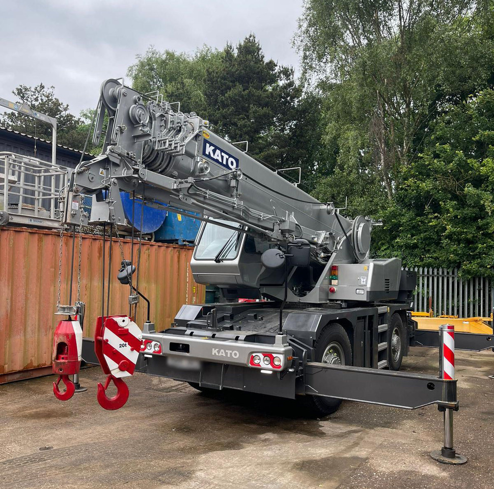 Kato CR-200Ri - Mobile crane: picture 2 Kato CR-200Ri - Mobile crane: picture 2