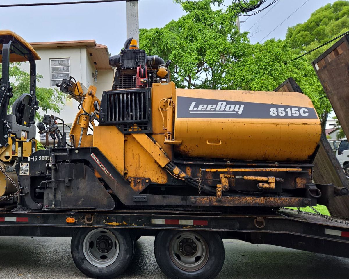 Leeboy 8515C - Asphalt paver: picture 2 Leeboy 8515C - Asphalt paver: picture 2