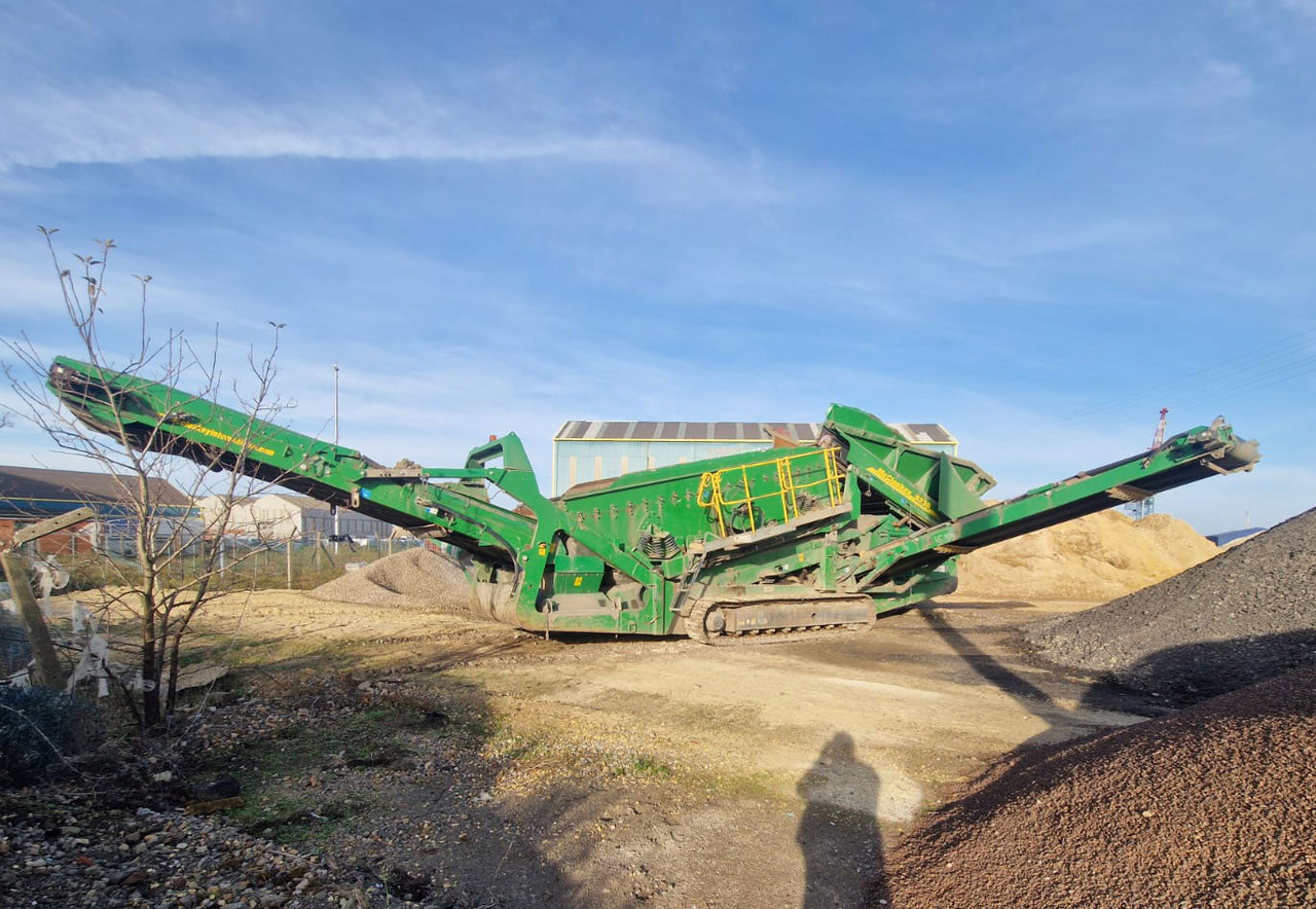 McCloskey R230 - Screener: picture 2 McCloskey R230 - Screener: picture 2