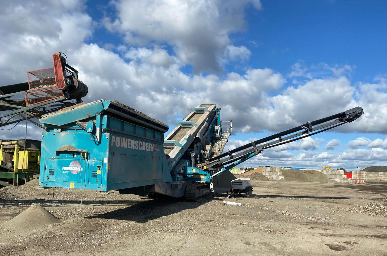 Powerscreen Chieftain 2200 3D - Screener: picture 4 Powerscreen Chieftain 2200 3D - Screener: picture 4