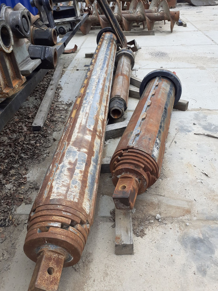 Tescar CF3S - Pile driver: picture 5 Tescar CF3S - Pile driver: picture 5