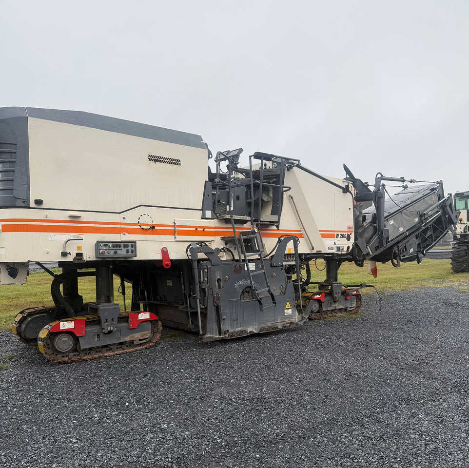 Wirtgen W 200 I - Cold planer: picture 2 Wirtgen W 200 I - Cold planer: picture 2