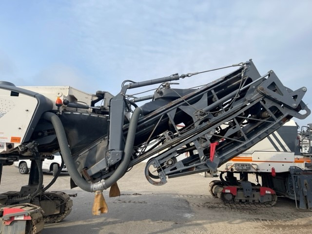 Wirtgen W 220 - Cold planer: picture 4 Wirtgen W 220 - Cold planer: picture 4