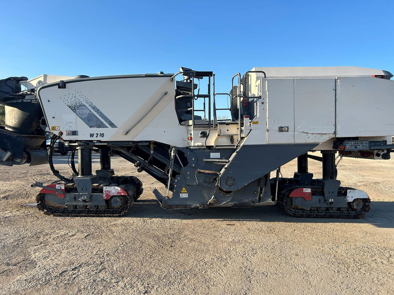 Wirtgen W 220 - Cold planer: picture 4 Wirtgen W 220 - Cold planer: picture 4