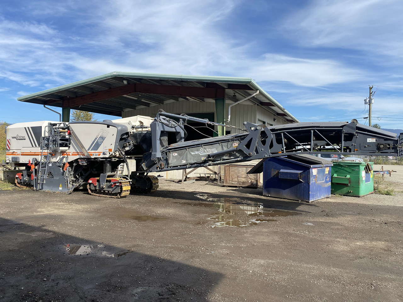 Wirtgen W 220 - Cold planer: picture 1 Wirtgen W 220 - Cold planer: picture 1