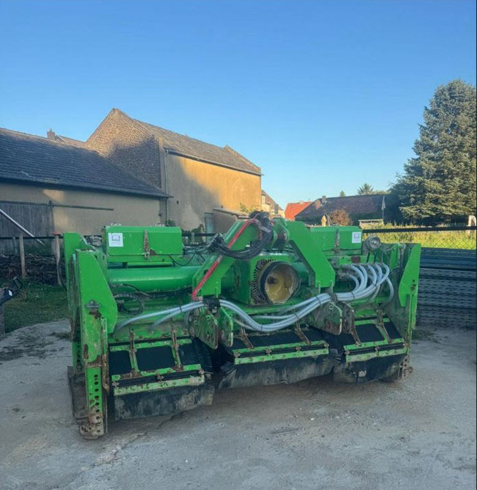 Wirtgen WS 250 - Soil stabilizer: picture 1 Wirtgen WS 250 - Soil stabilizer: picture 1