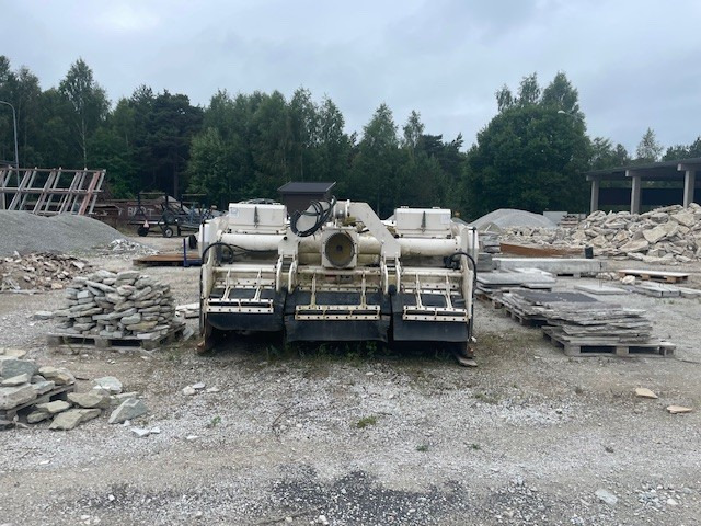 Wirtgen WS 250 - Soil stabilizer: picture 4 Wirtgen WS 250 - Soil stabilizer: picture 4